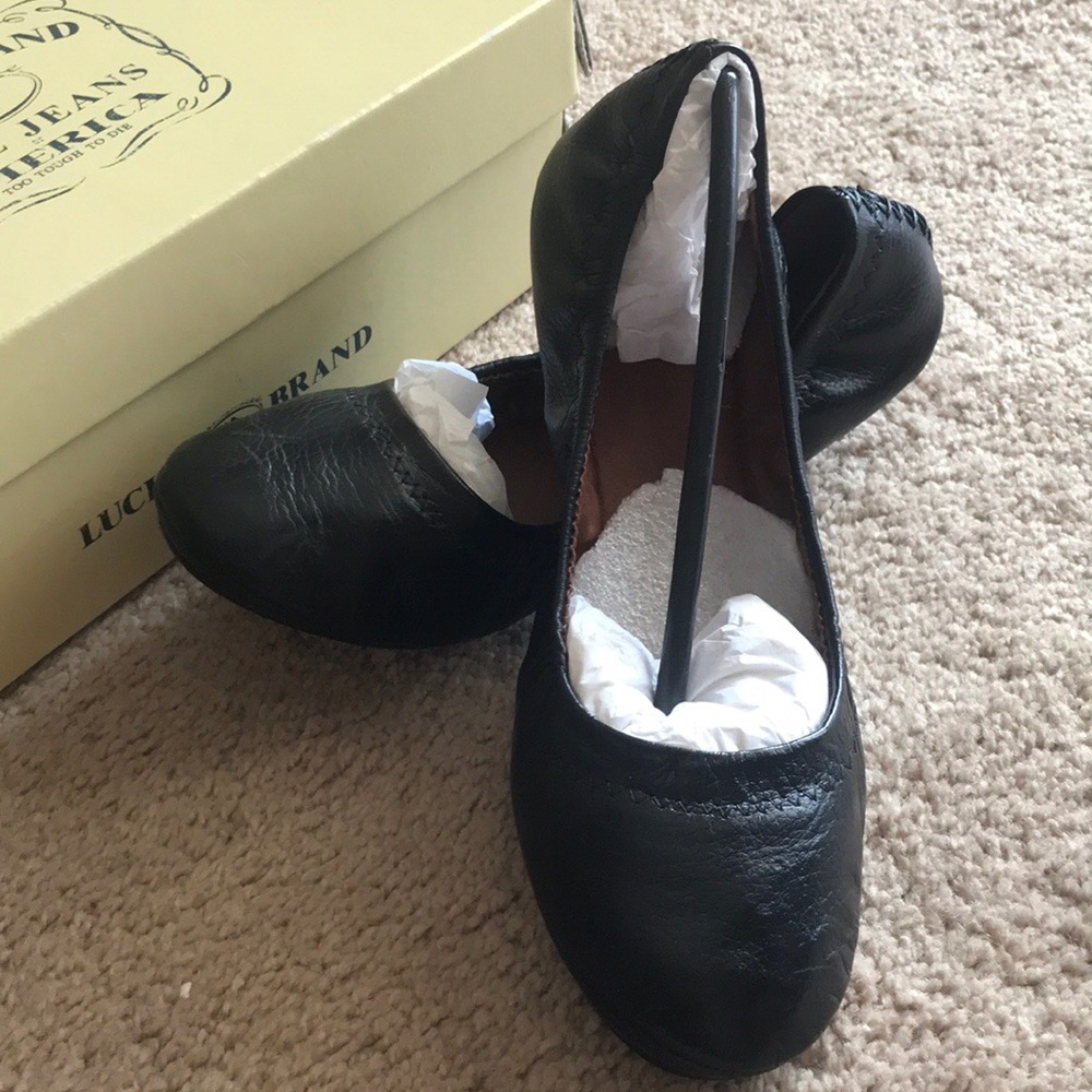 Lucky Brand black flats